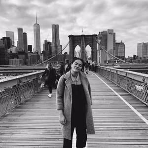 Meet your Posher, Adriana